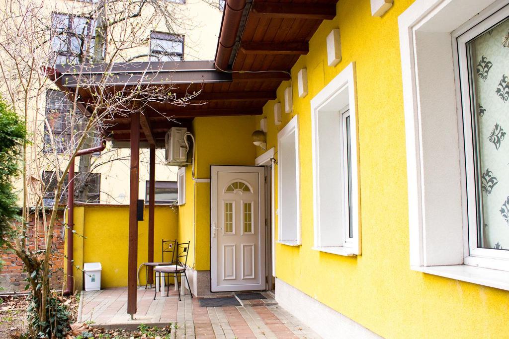 Budova, v ktorej sa apartmán nachádza