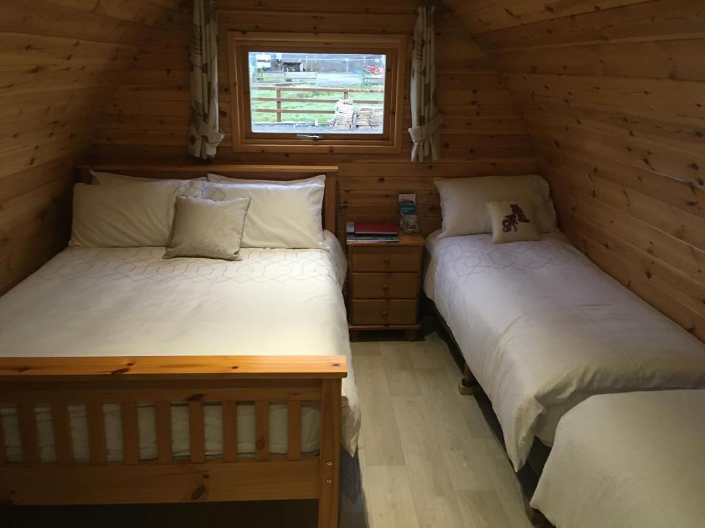 Emlagh, Self Catering Glamping Pods