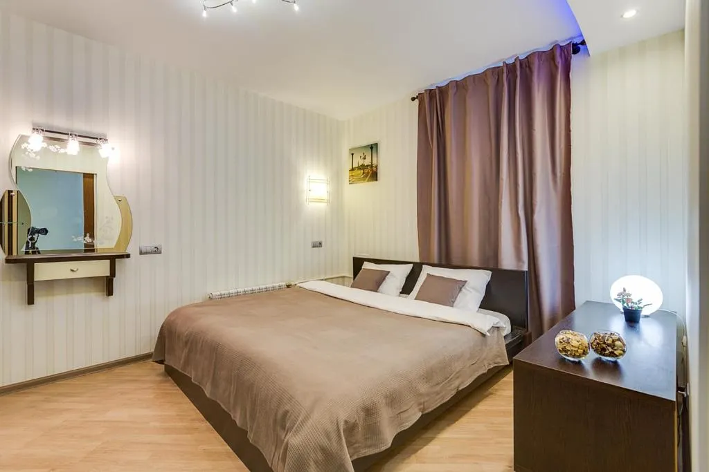 LETOxPLACE - 2 ROOMS - 4 GUESTS - 55m2, Kudrovo, Russia