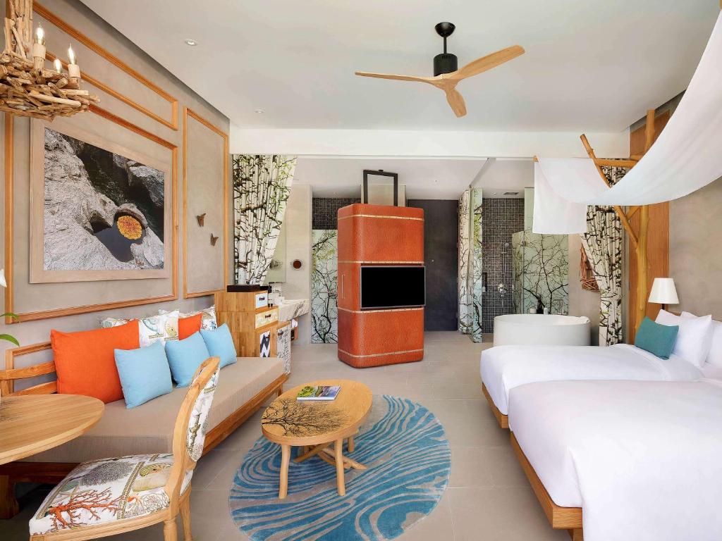 TV a/nebo společenská místnost v ubytování SO/ Sofitel Hua Hin