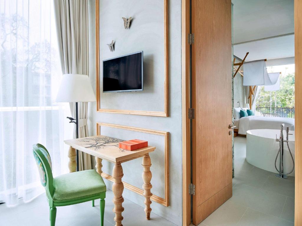 TV a/nebo společenská místnost v ubytování SO/ Sofitel Hua Hin
