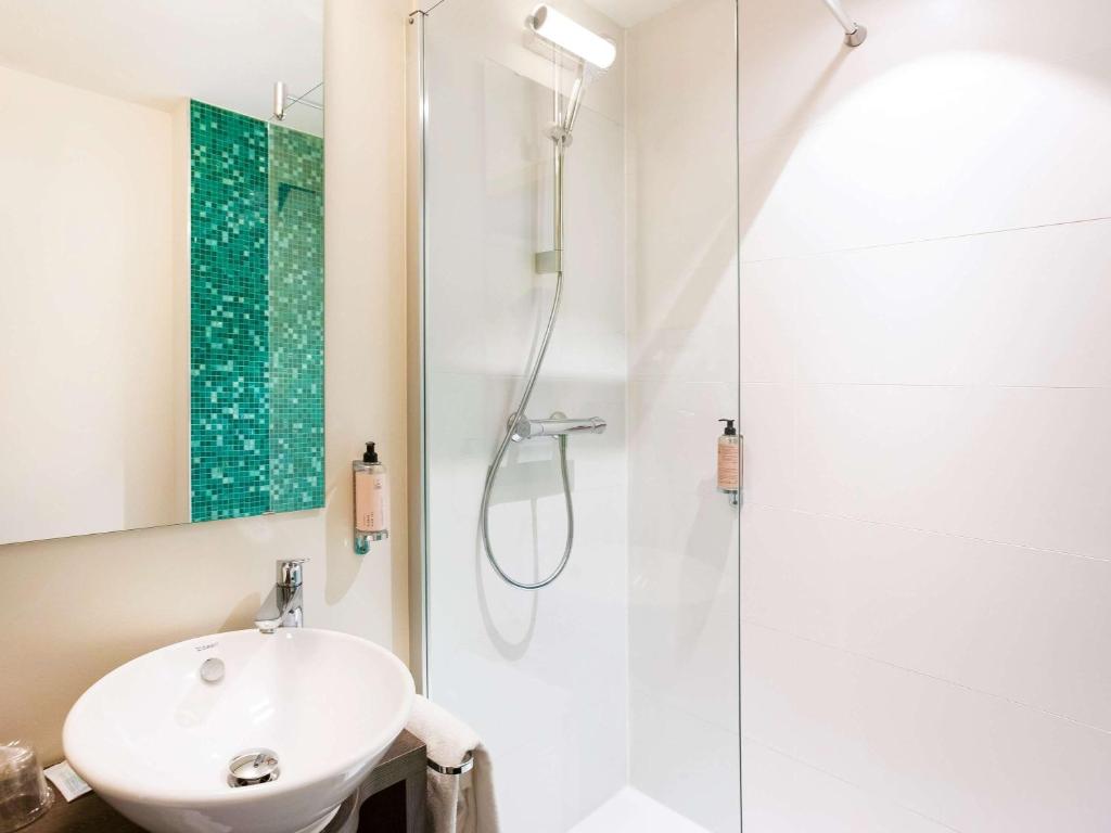 Koupelna v ubytování ibis Styles Kortrijk Expo