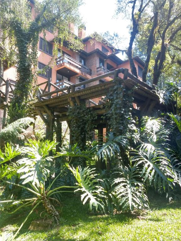 Aconchegante apartamento em estilo clássico em Gramado  Aconchegante apartamento em estilo clássico em Gramado