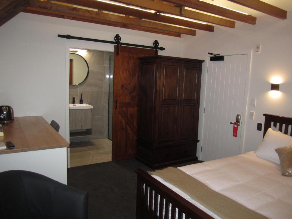 The Stables Dunedin - Resim 17