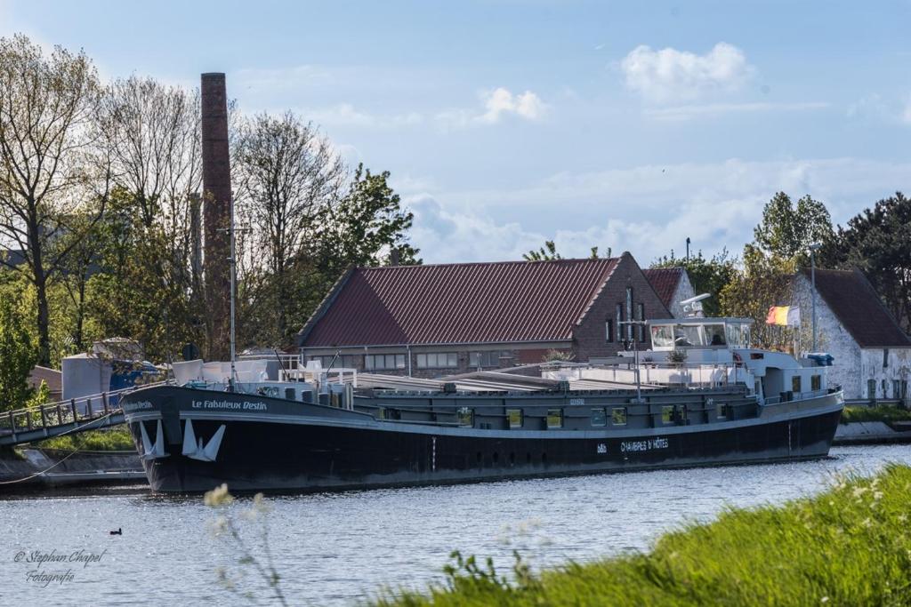 Výhled na řeku, která protéká v blízkosti bed and breakfast