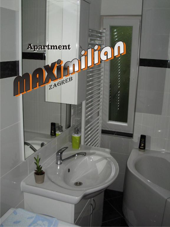 Kúpeľňa v ubytovaní Apartment Maximilian-free parking!!!