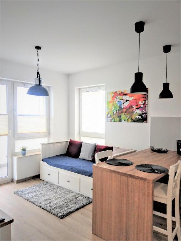 Bizapartments - Modern Flats with Parking - Deluxe Studio