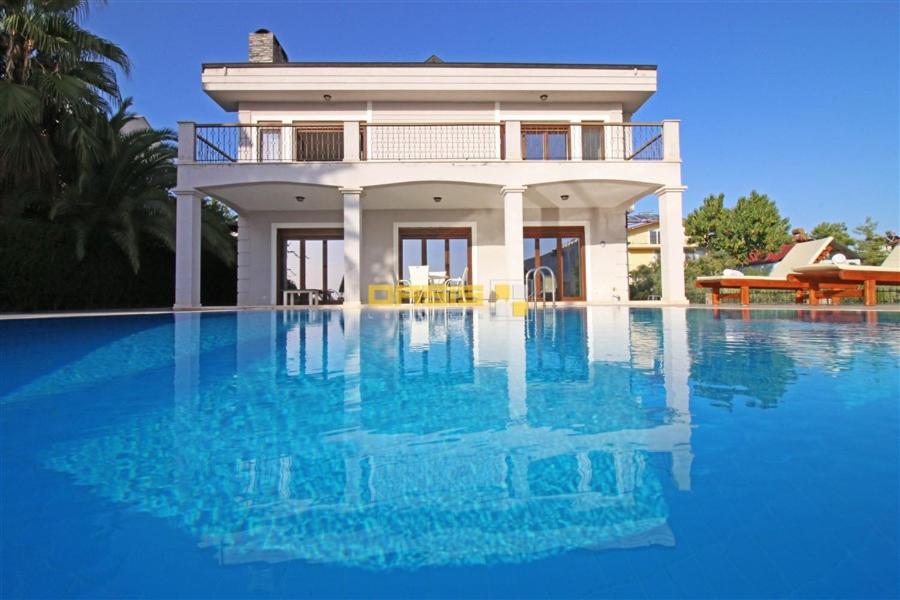 fethiye ciftlik de 4 odali ozel havuzlu villa kargi turkey booking com