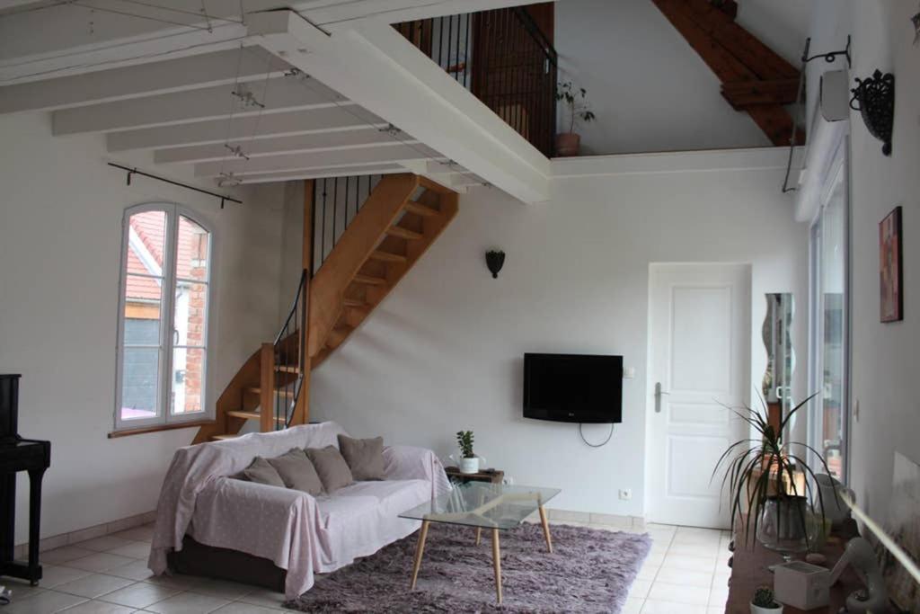 Jolie maison avec jardin - 2 chambres - Housity