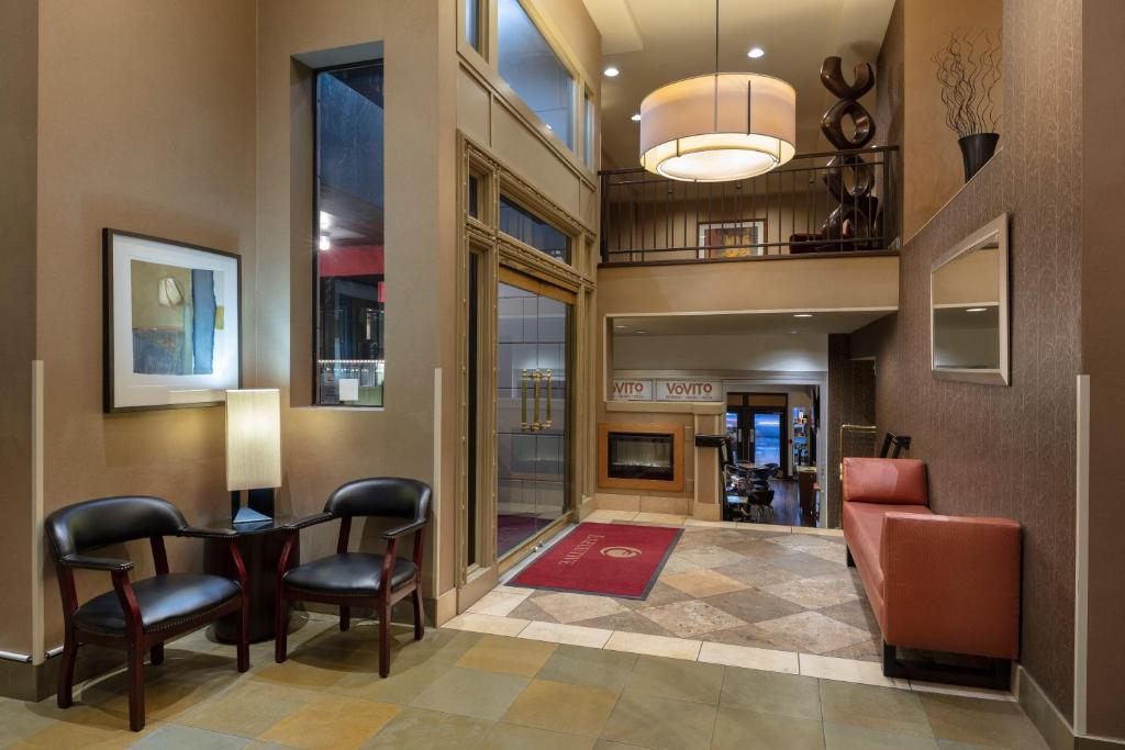 Executive Hotel Pacific photo