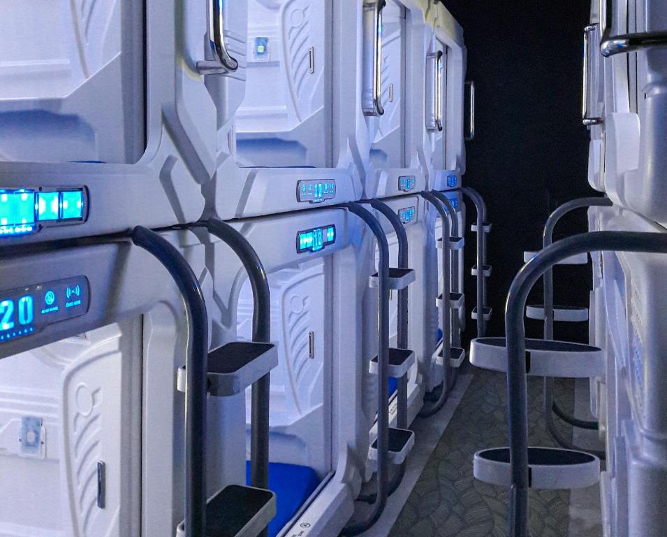 Fotografie z fotogalerie ubytování Bangau - Short Term Rest Area Capsule Hotel v destinaci Sepang