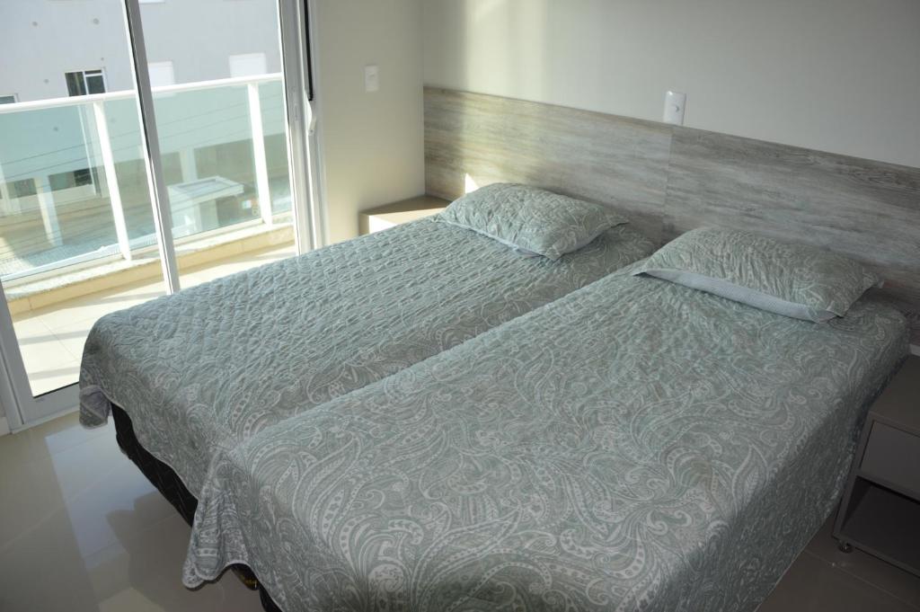  Belíssima cobertura 3 suítes com vista para o mar