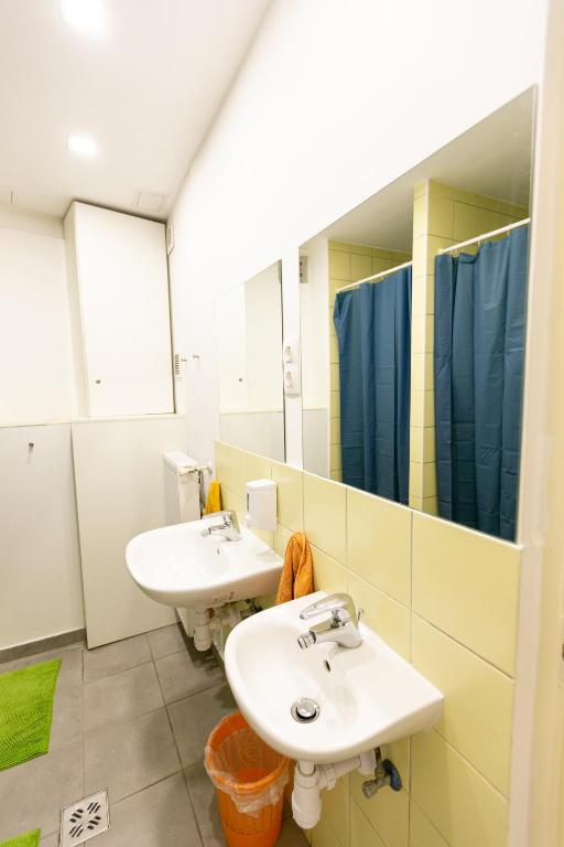 Koupelna v ubytování Spicy Hostel
