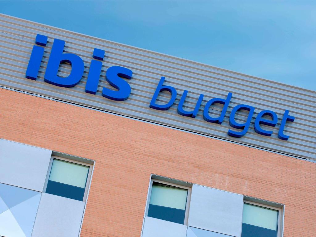 Certifikát, hodnocení, plakát nebo jiný dokument vystavený v ubytování Ibis Budget Lleida