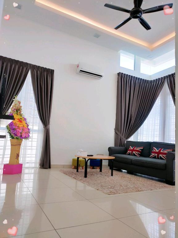 A&H 81 HOMESTAY ALOR SETAR