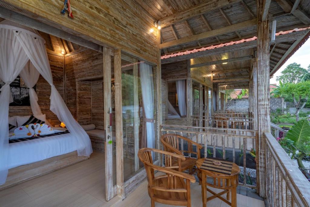 Helly's Secret Garden Cottage - 7