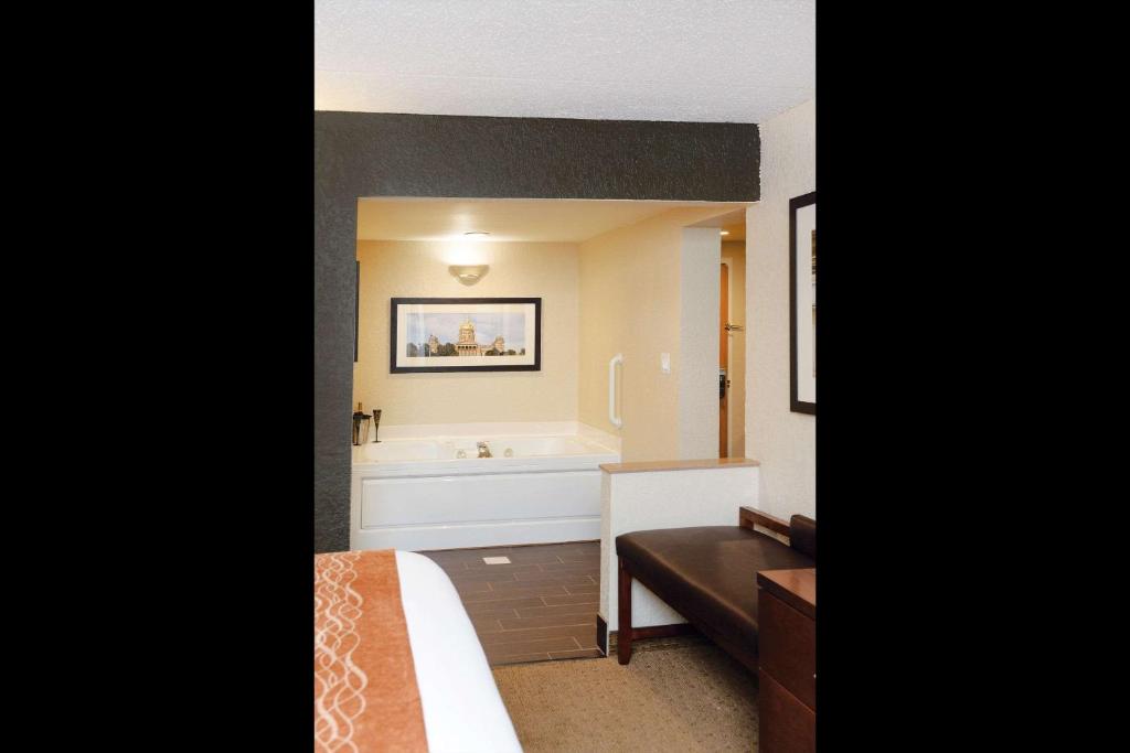 Fotografie z fotogalerie ubytování Comfort Inn & Suites Event Center v destinaci Des Moines