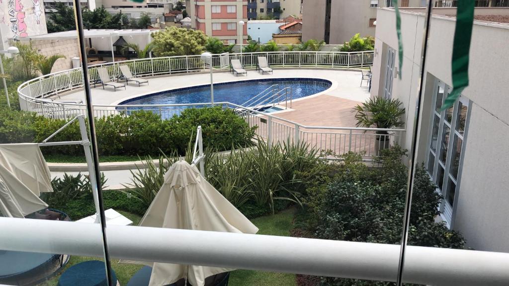  Urbe Pool View