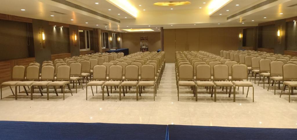 Konferenční prostory v ubytování Cosmique Clarks Inn Suites Goa