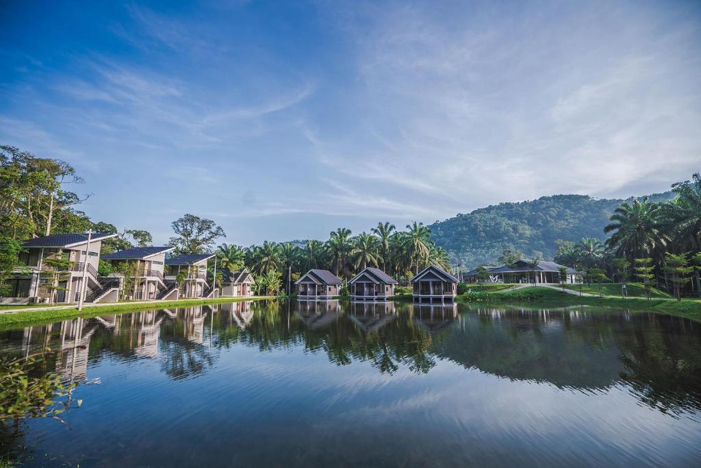 Suitetrails - Sementra Hot Spring Nature Resort