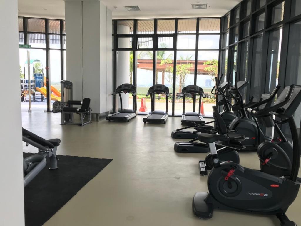 Fitness centrum a/nebo fitness zařízení v ubytování Almas Suite Puteri Harbour-T- Legoland-JB新山- SG新加坡
