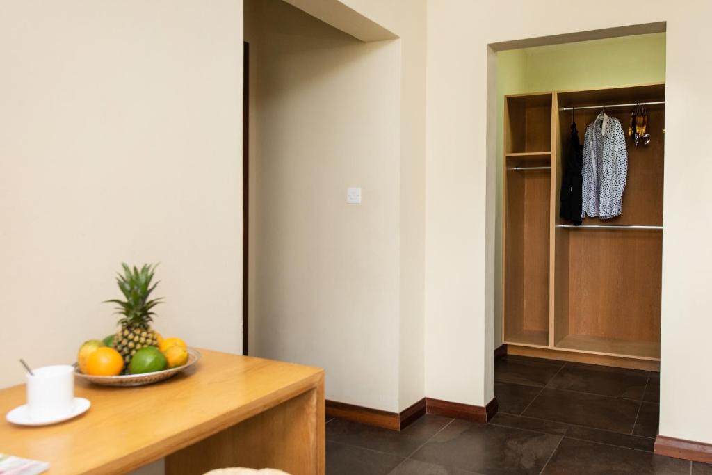 Happy Days Guest House - 6