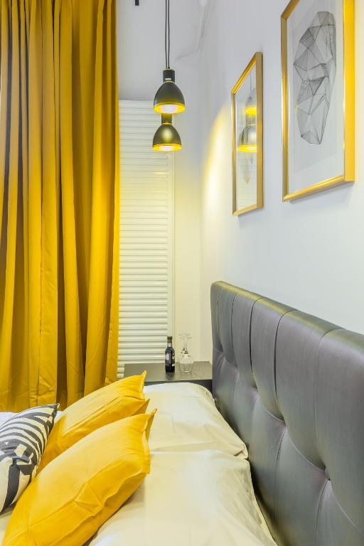 CHÂTEAU: Upscale Suites in Bucharest's Historical Center! - Resim 9