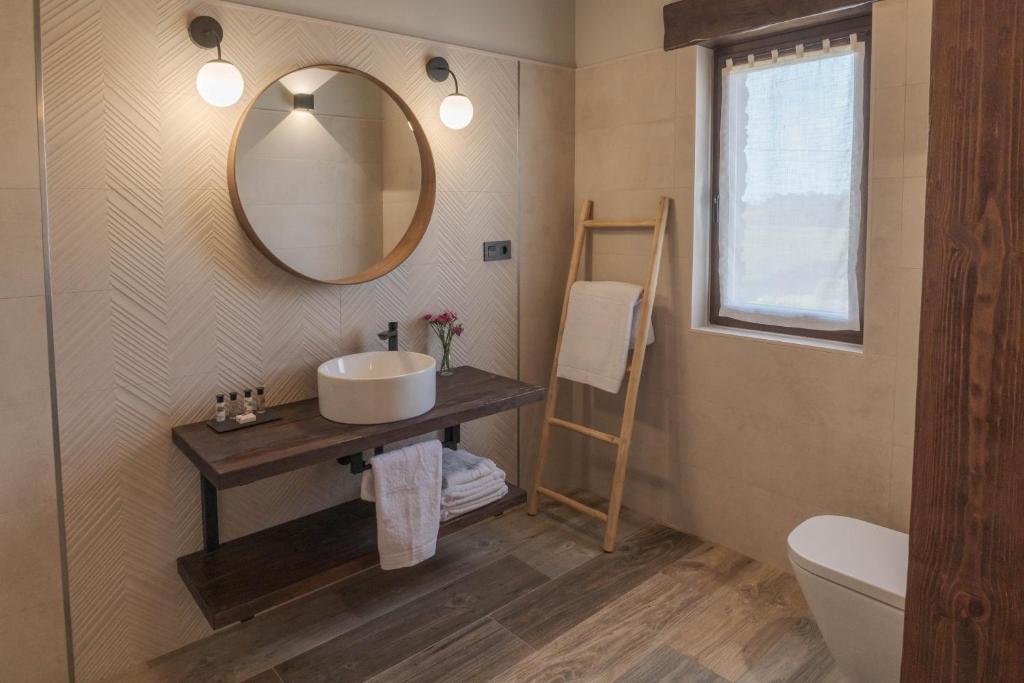 Un baño de Hotel Rural Cantexos