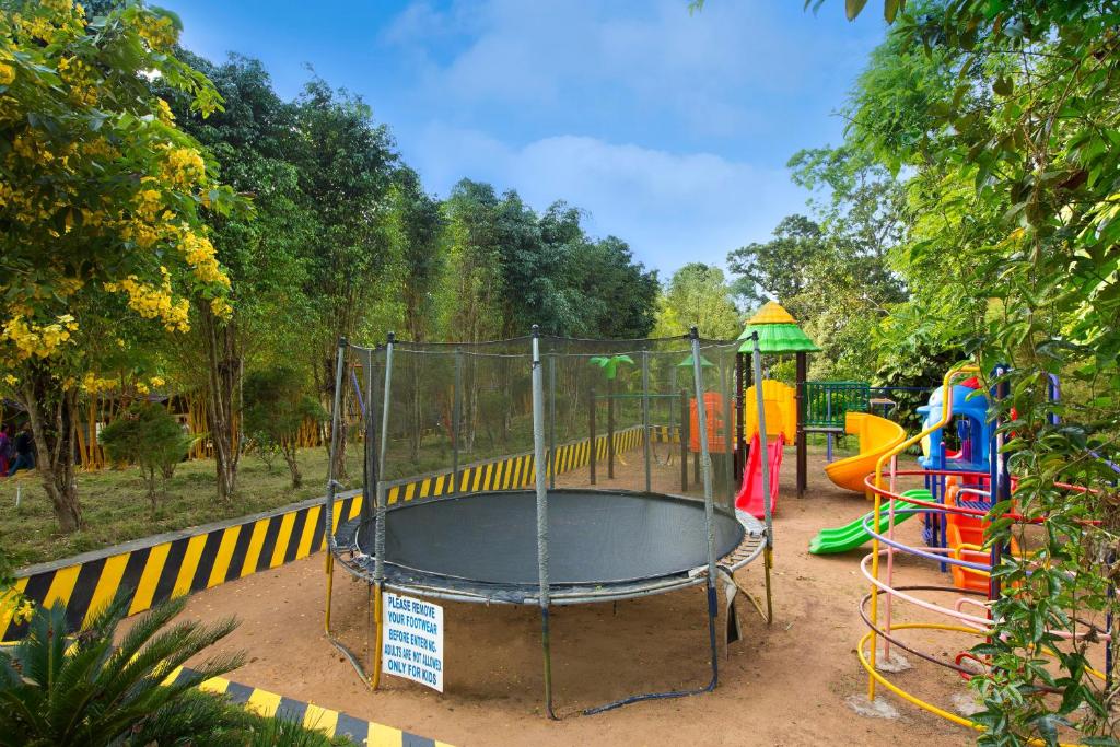 Coorg Cliffs Resortsにあるキッズエリア