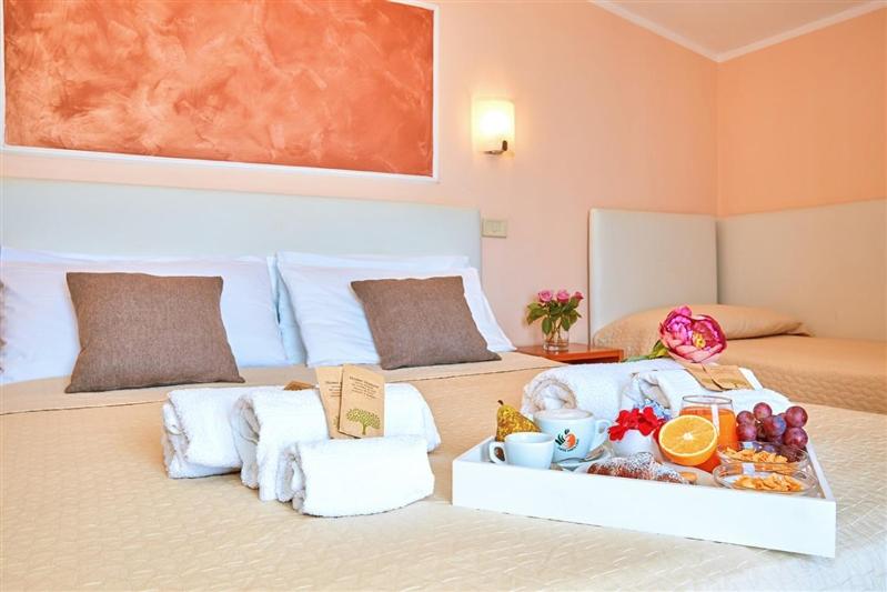 Booking.com: Hotel La Pergola , Santa Maria di Castellabate, Italia - 38  Giudizi degli ospiti . Prenota ora il tuo hotel!