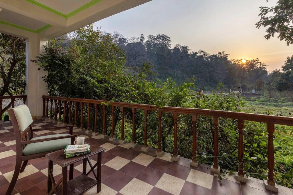 Balkón nebo terasa v ubytování The Rangers Lodge, Imran's Jungle Home in Corbett