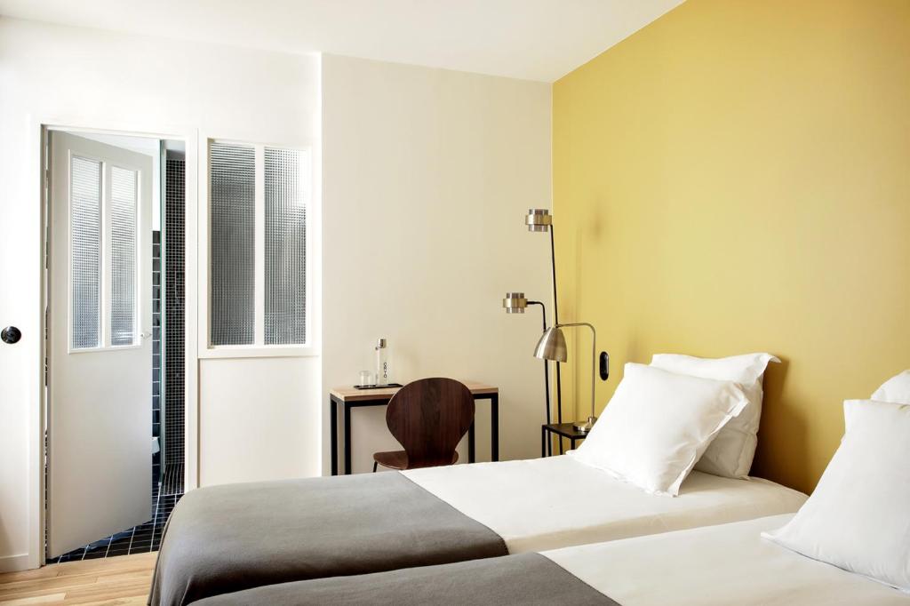 New Hotel Le Voltaire - Resim 12