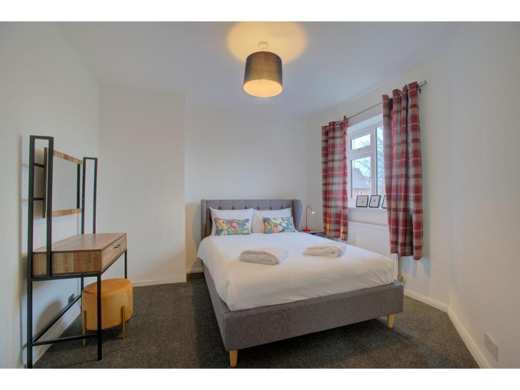 Gorgeous 3 Bed Home Near Manchester Airport