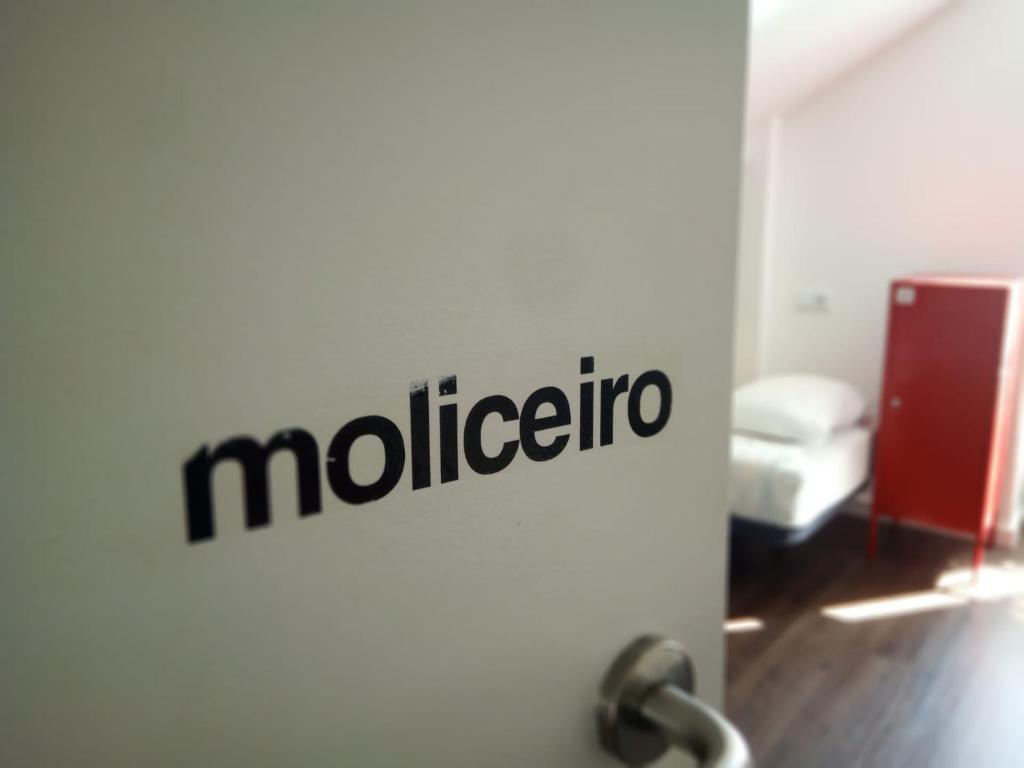 Aveiro Rossio Hostel - 15