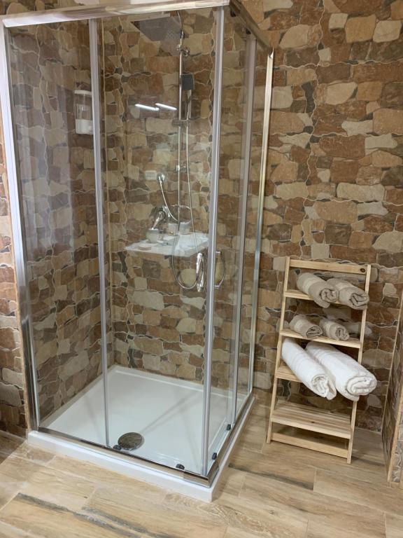 B&B Poseidone - Triple Room With Private Bathroom