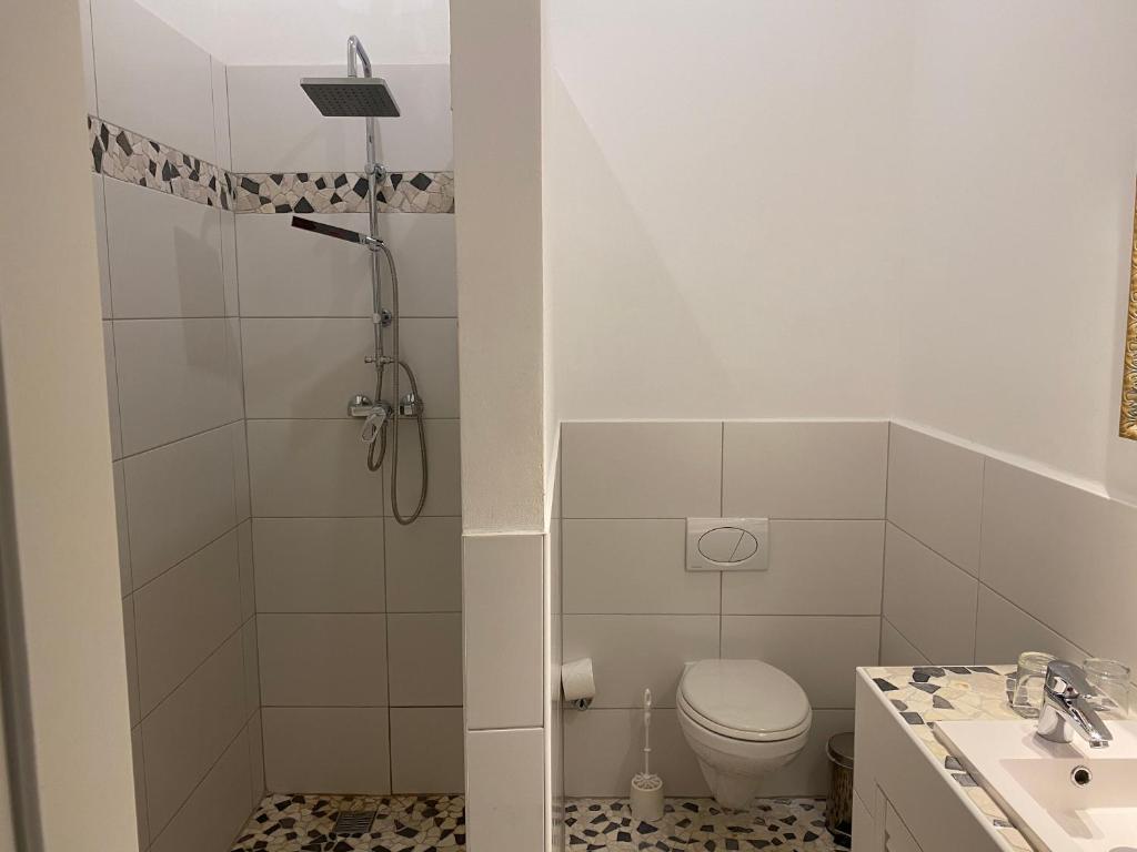 Avalon Bed & Breakfast Themen/- Nichtraucherhotel - Resim 15