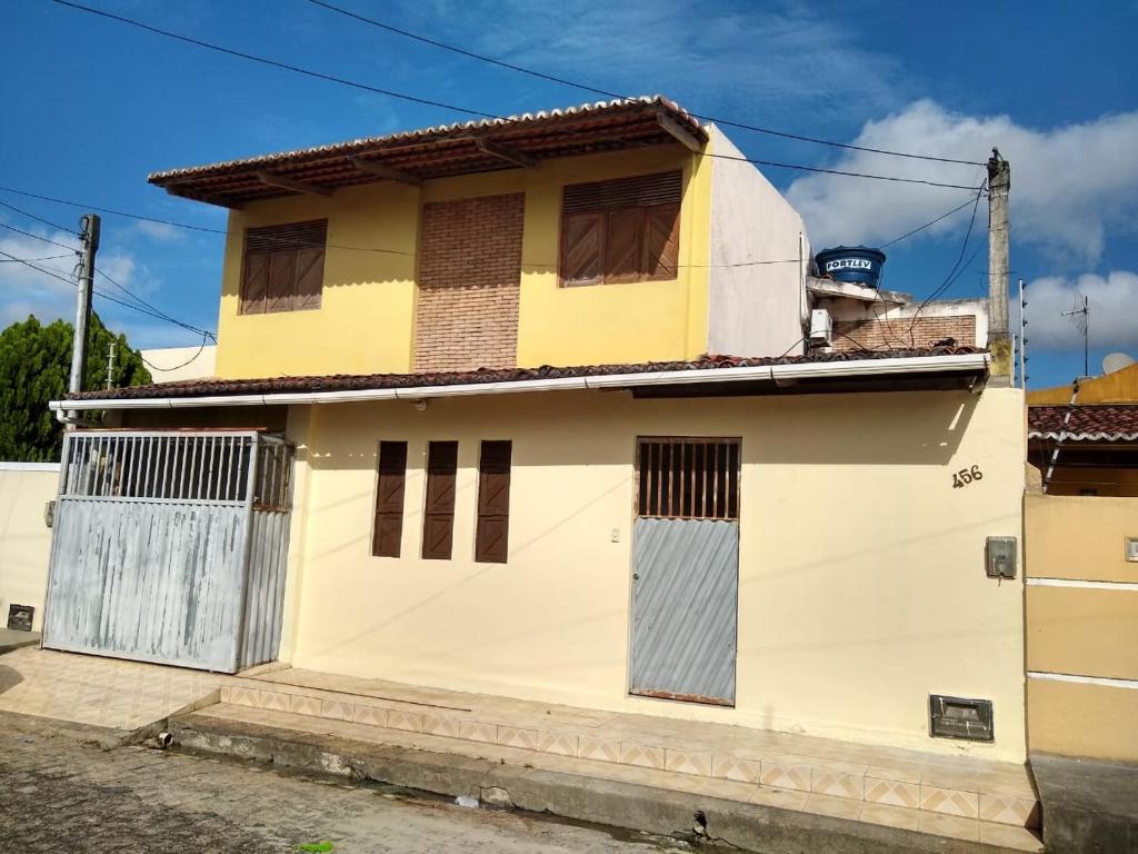  LINDO SOBRADO COM PISCINA PARA ATÉ 10 HÓSPEDES!