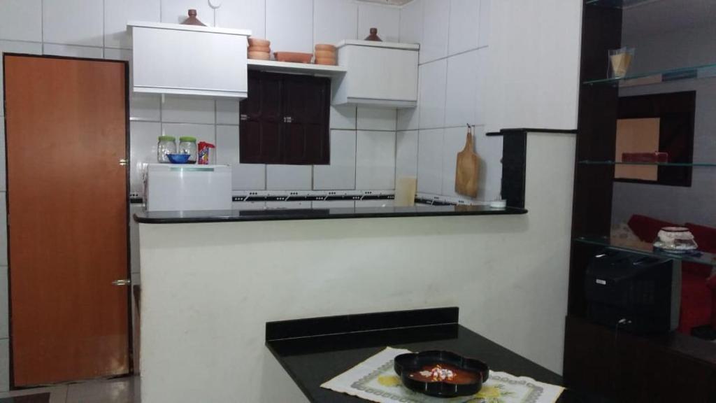  LINDO SOBRADO COM PISCINA PARA ATÉ 10 HÓSPEDES!