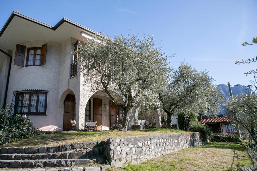 IseoLakeRental Villa Flavia, Riva di Solto (aktualisierte Preise für