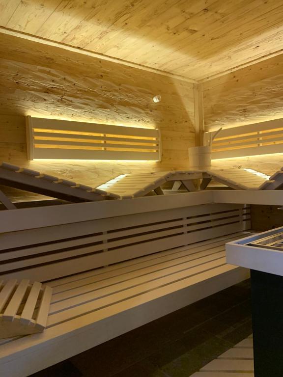 Fotografie z fotogalerie ubytování Chalet BERGSUCHT in Ruhpolding Bayern, Traumlage am sonnigen Südhang, kostenlose Parkplätze, schnelles WLAN, ruhige Sackgasse, NETFLIX inklusive v destinaci Ruhpolding