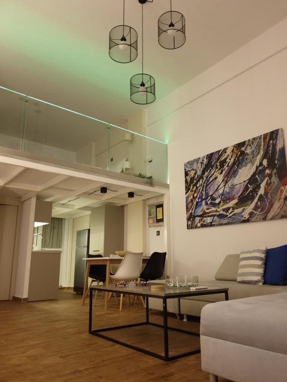 City House Loft - Housity