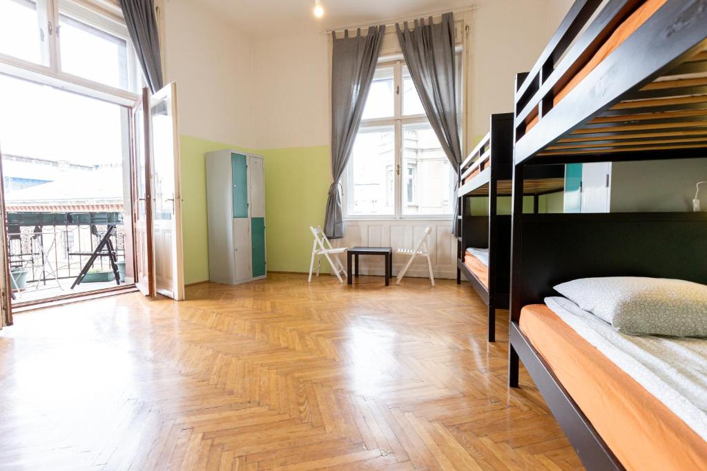 Postel nebo postele na pokoji v ubytování Spicy Hostel