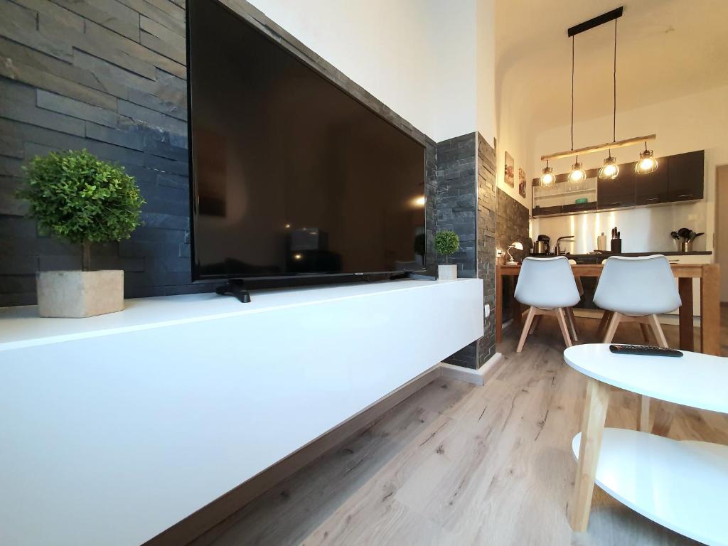 Moderne Wohlfühloase zentral in Seenähe - Pillow menu, 2 Stk 55