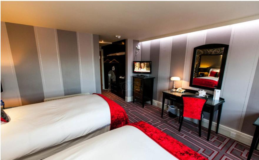 Benedicts Hotel - Resim 22