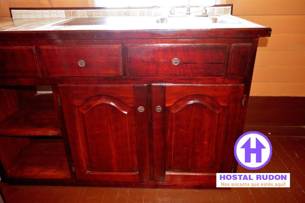Fotografia z galérie ubytovania Apartamentos y Hostal RUDON #1 v destinácii Puerto Cortes