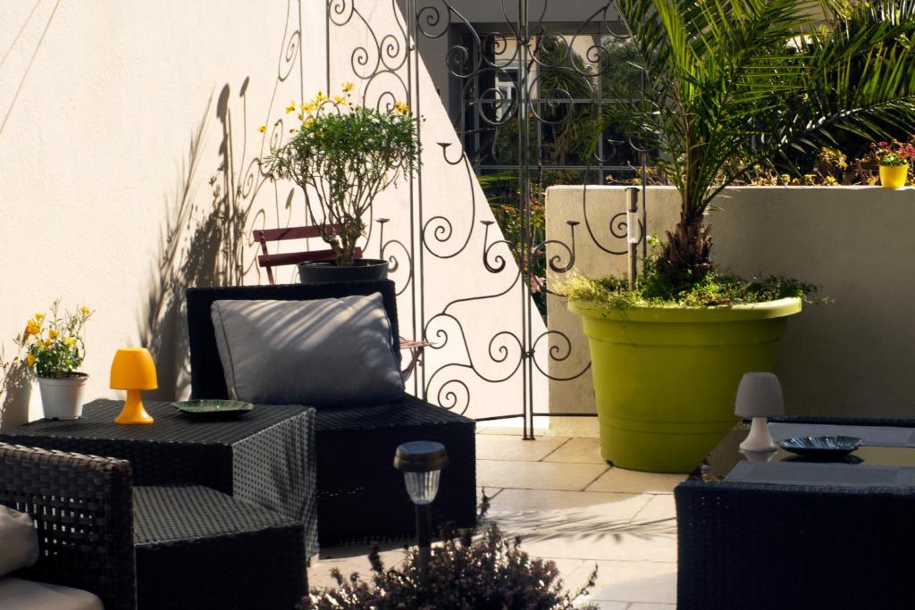 Hôtel Bellevue Cannes - Resim 27