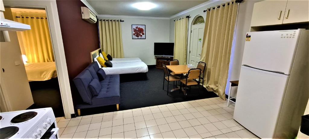 Brunswick Tower Hotel - Resim 24