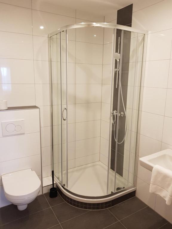 Koupelna v ubytování ates Hotel Lampertheim by AURUM