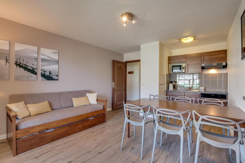 Résidence Azurea - Apartment Mit 2 Schlafzimmern Und Balkon