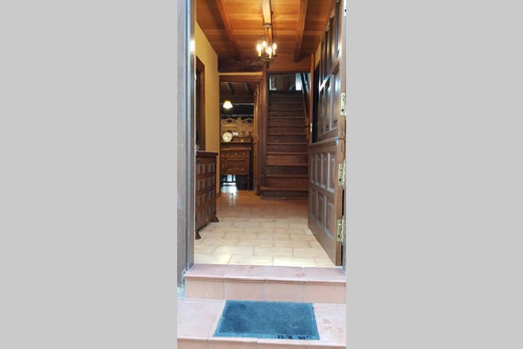 Fotografie z fotogalerie ubytování Casa la Capilla v destinaci Borines